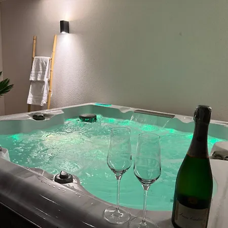 Villa Lumiere - Confort, Spa, Piscine & Babyfoot